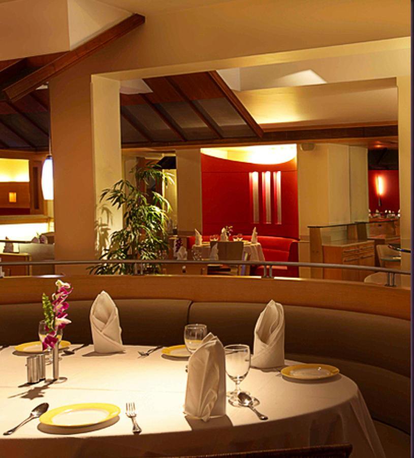 The Royal Orchid Hotel, Chembur Мумбай Екстериор снимка