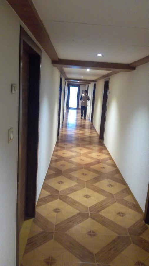 The Royal Orchid Hotel, Chembur Мумбай Екстериор снимка